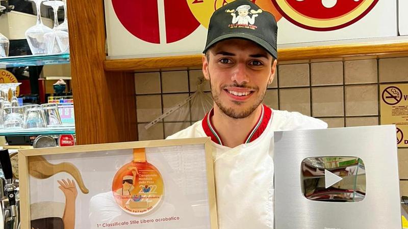 Nicola Matarazzo, il pizzaiolo bresciano «re social» – Bresciaoggi